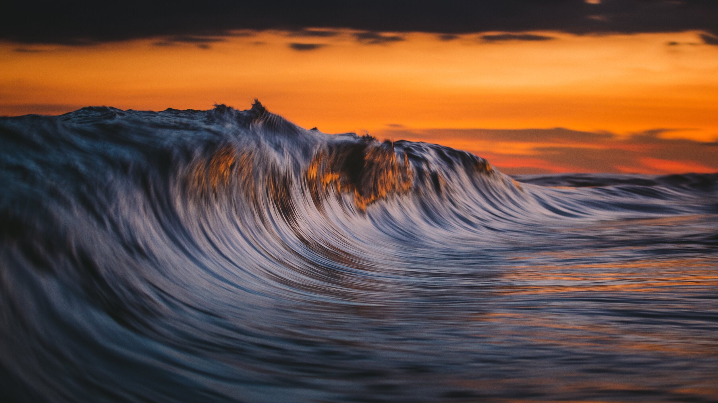 Artist Spotlight: Wave Photographer Matthew Clark